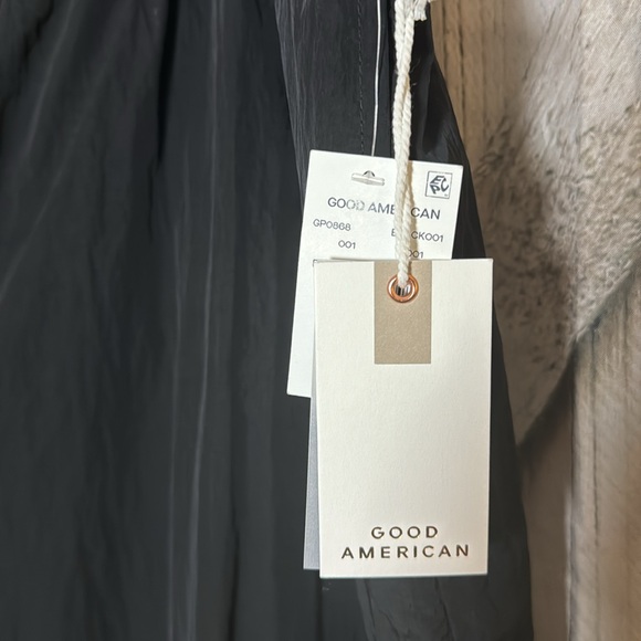 NWT Good American Essential Nylon Track Pant Black Size 6 (3x) - Picture 11 of 16